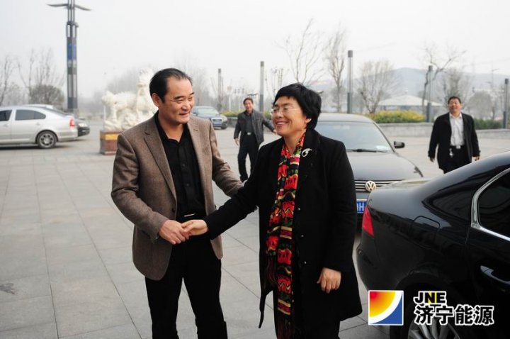 济宁市政协领导到集团公司看望市政协国资委、驻济企业组委员