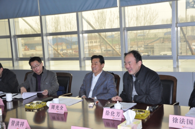 济宁市安监局局长周光全率安全督导组到花园煤矿进行督导检查