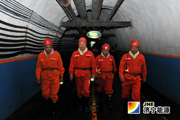 王庆利到鹿洼煤矿督导检查安全生产工作