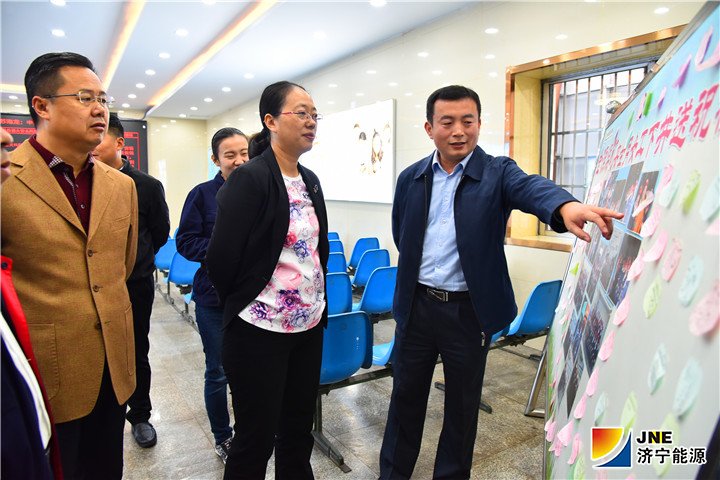 1540778682449509.jpg 2018年10月23日,孟进到金源煤矿视察(徐帅).jpg