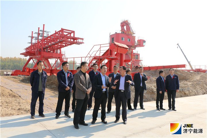 1541118155516381.jpg 济矿物流:10月31日,济宁市国资调研指导工作3(孙继业).jpg