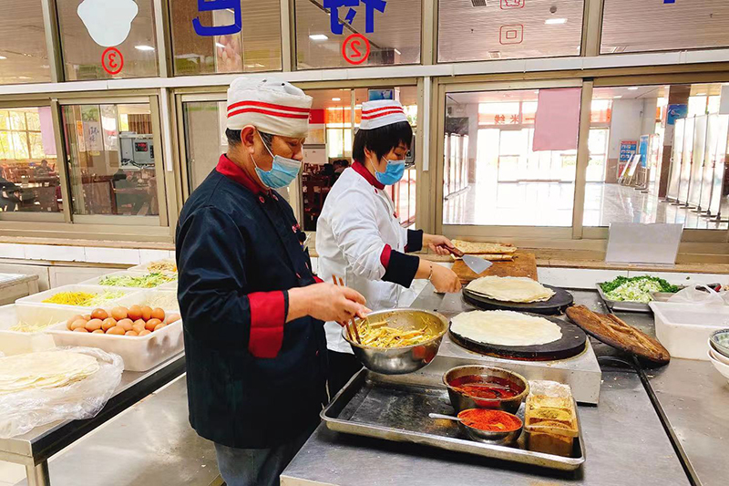 1634695152990911.jpg 电话预约菜煎饼.jpg