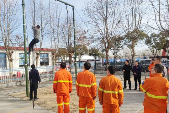 济矿集团救护中队积极开展兼职救护队业务技能培训