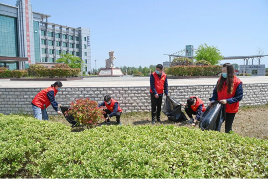 霄云煤矿丨开展“五四”青年节志愿服务活动