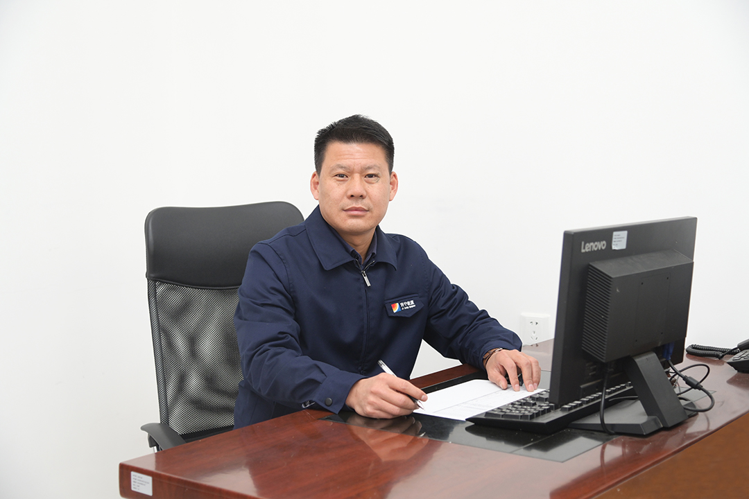 1661858724756534.jpg 王吉雨工作照.jpg