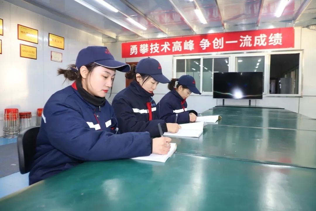 1706162228561177.jpg 640222.jpg