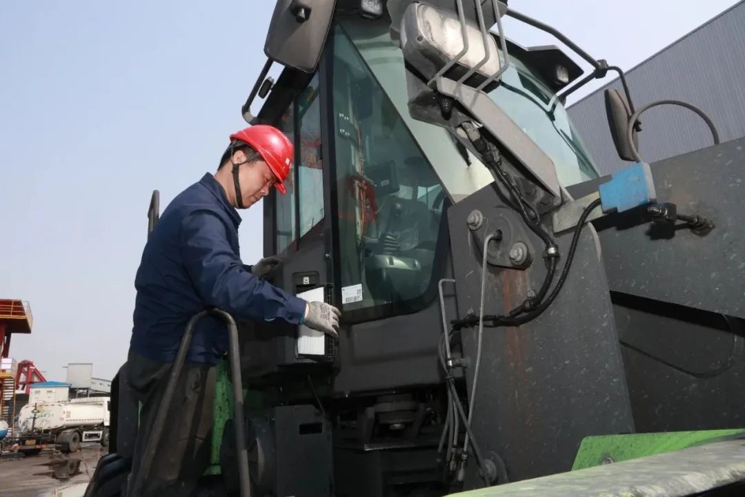 1747643045555669.jpg 000006.jpg